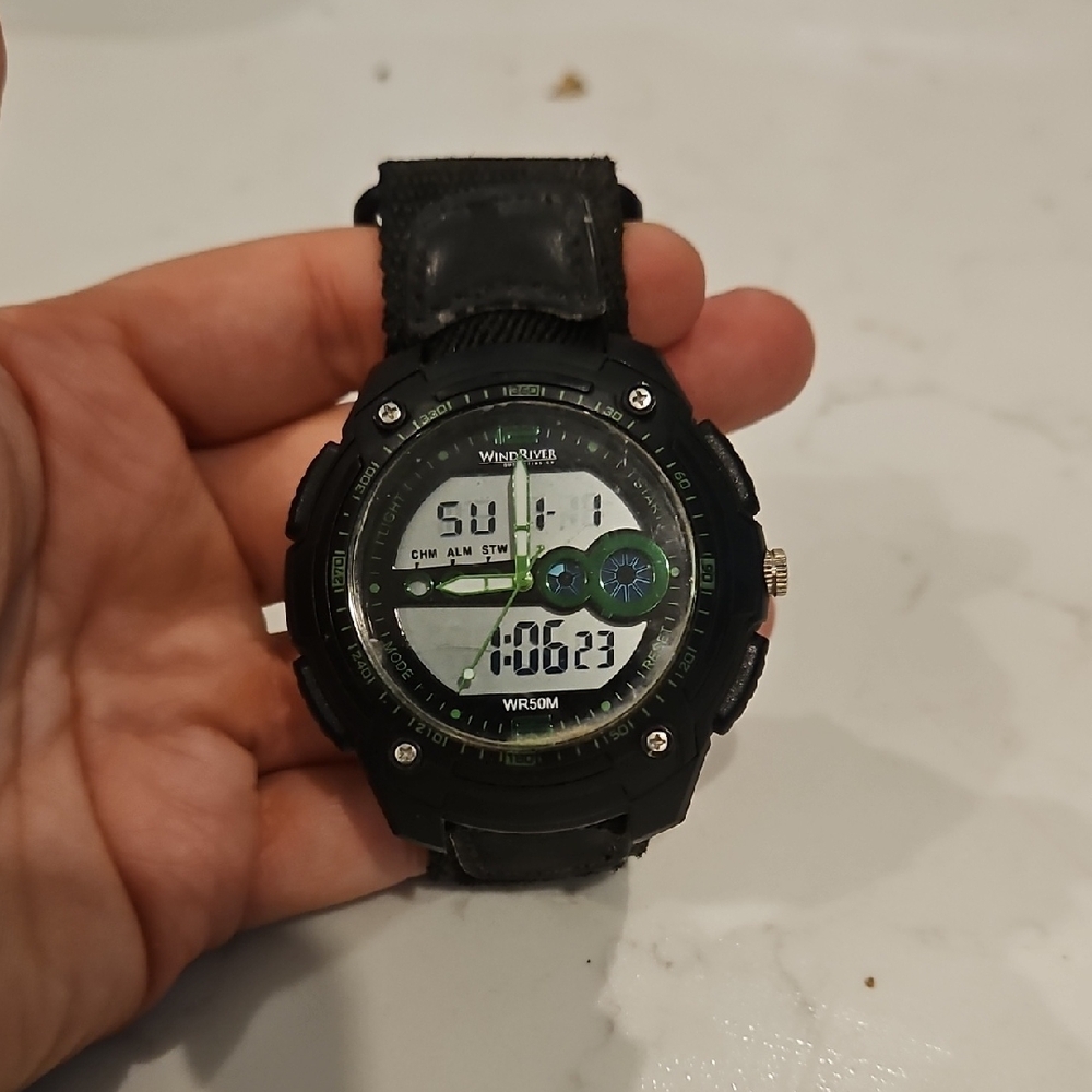 Wind River 50m Digital Watch